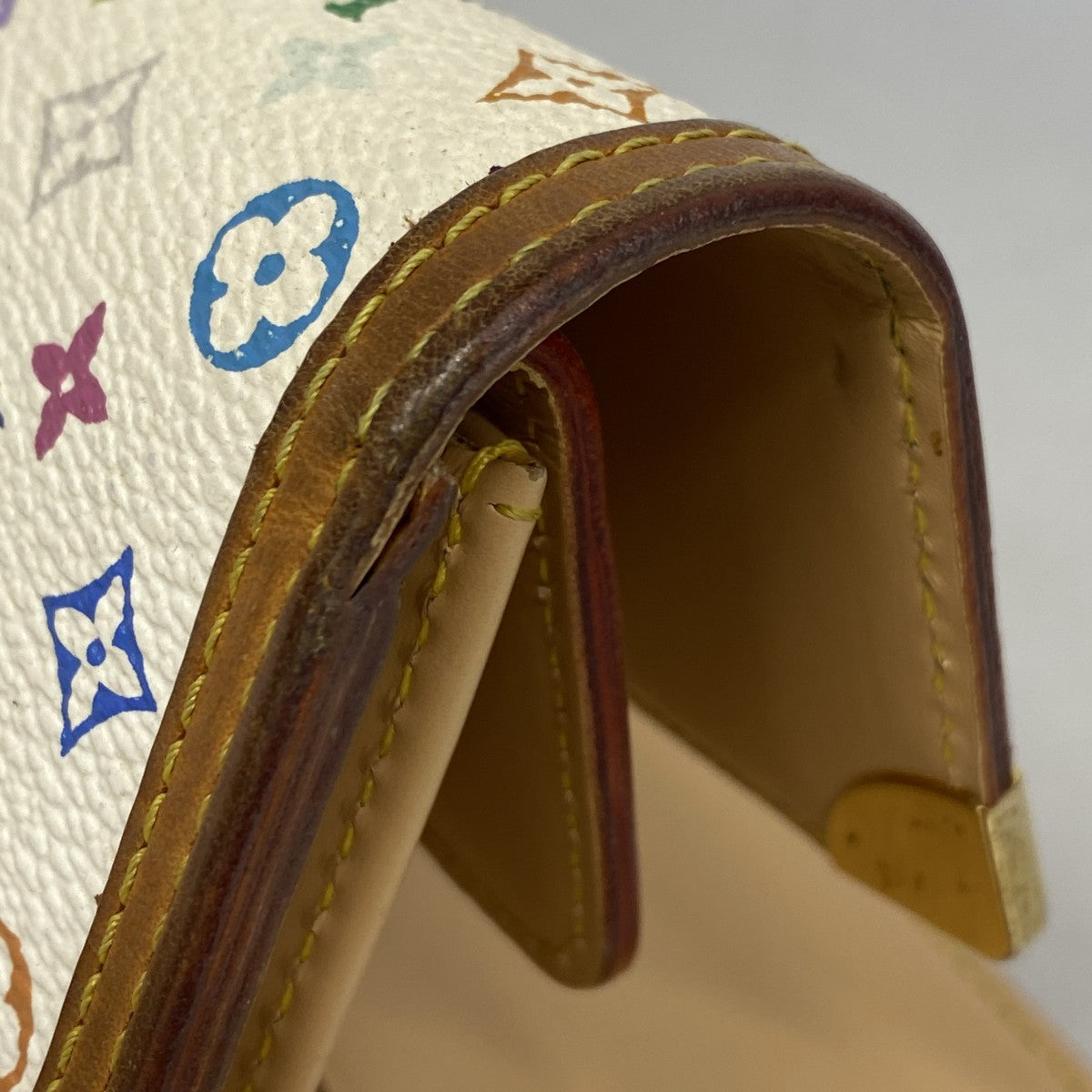 ルイヴィトン マルチカラー⭐️ポルトトレゾール　インターナショナル　三つ折り財布 LOUIS VUITTON ルイヴィトン Louis Vuitton 三つ折り長財布
