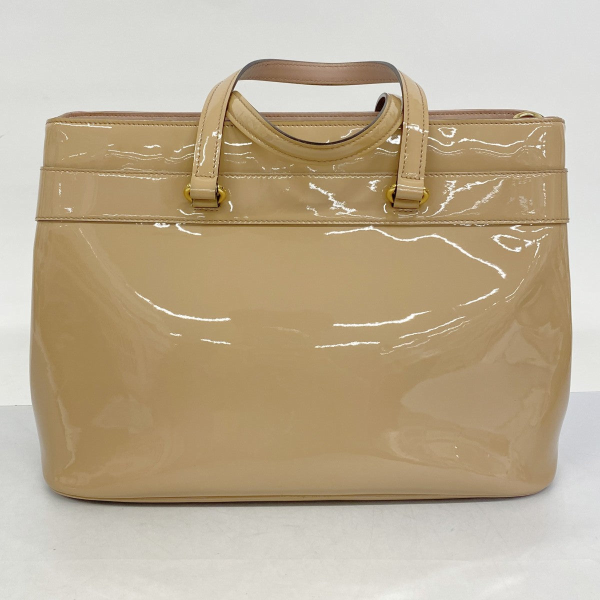 【5he5208-h】グッチ ハンドバッグ ホースビット 319795 エナメル ライトブラウン ゴールド金具【中古】レディース