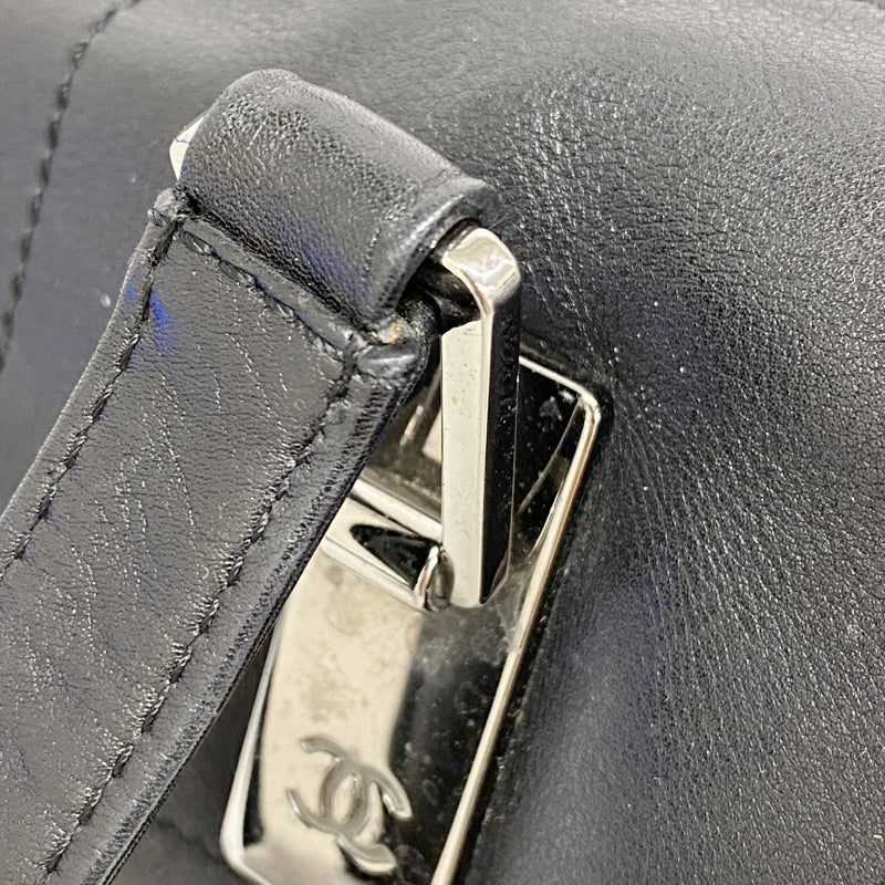 【5he5298-h】シャネル ハンドバッグ チョコバー ラムスキン ブラック シルバー金具【中古】レディース
