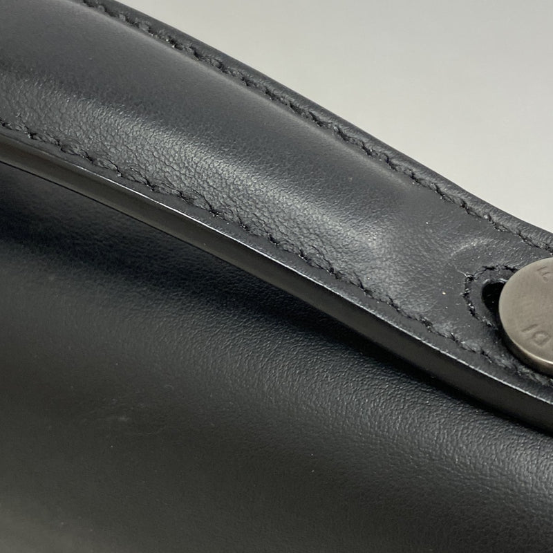 【5he5356-b-h】フェンディ ハンドバッグ ズッカ レザー ブラック シルバー金具【中古】メンズ