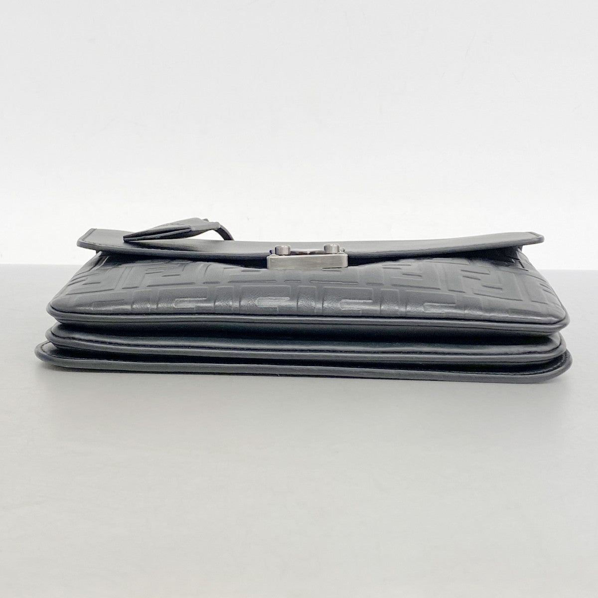 【5he5356-b-h】フェンディ ハンドバッグ ズッカ レザー ブラック シルバー金具【中古】メンズ