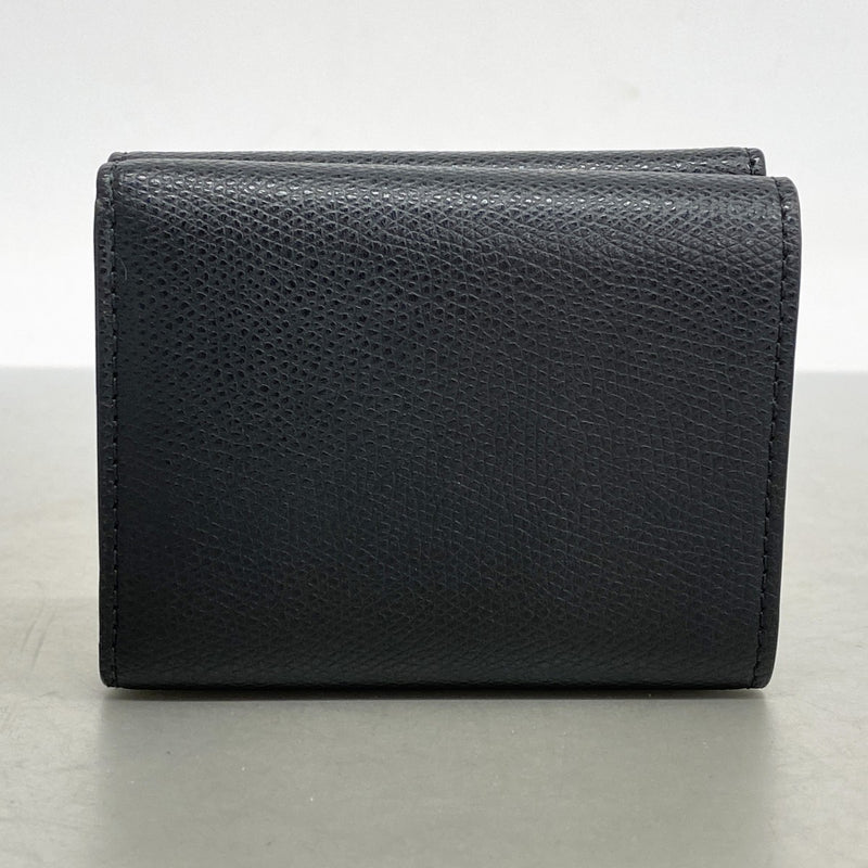 【5he5477-h】フェンディ 三つ折り財布 FFダイヤモンド レザー ブラック ゴールド金具【中古】レディース