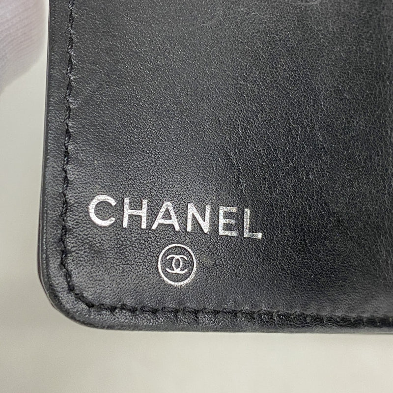 ★SALE【5he5490-h】シャネル キーケース カメリア パテントレザー ブラック シルバー金具【中古】レディース