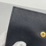 【5he5505-h】プラダ 三つ折り財布 サフィアーノ レザー ブラック ゴールド金具【中古】レディース