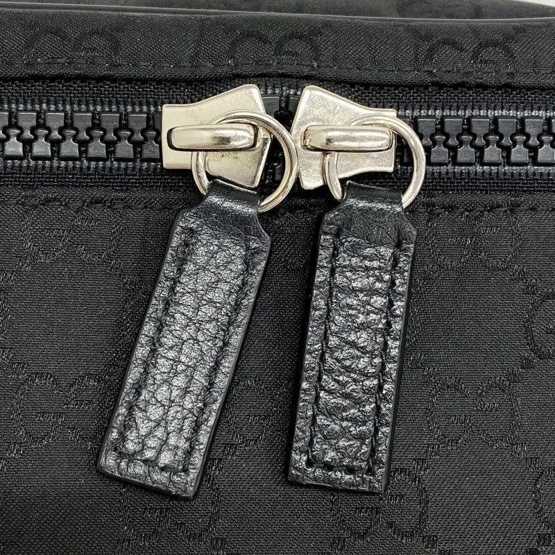 【5he5553-h】グッチ ウエストバッグ GGナイロン 449182 ナイロン ブラック シルバー金具【中古】レディース