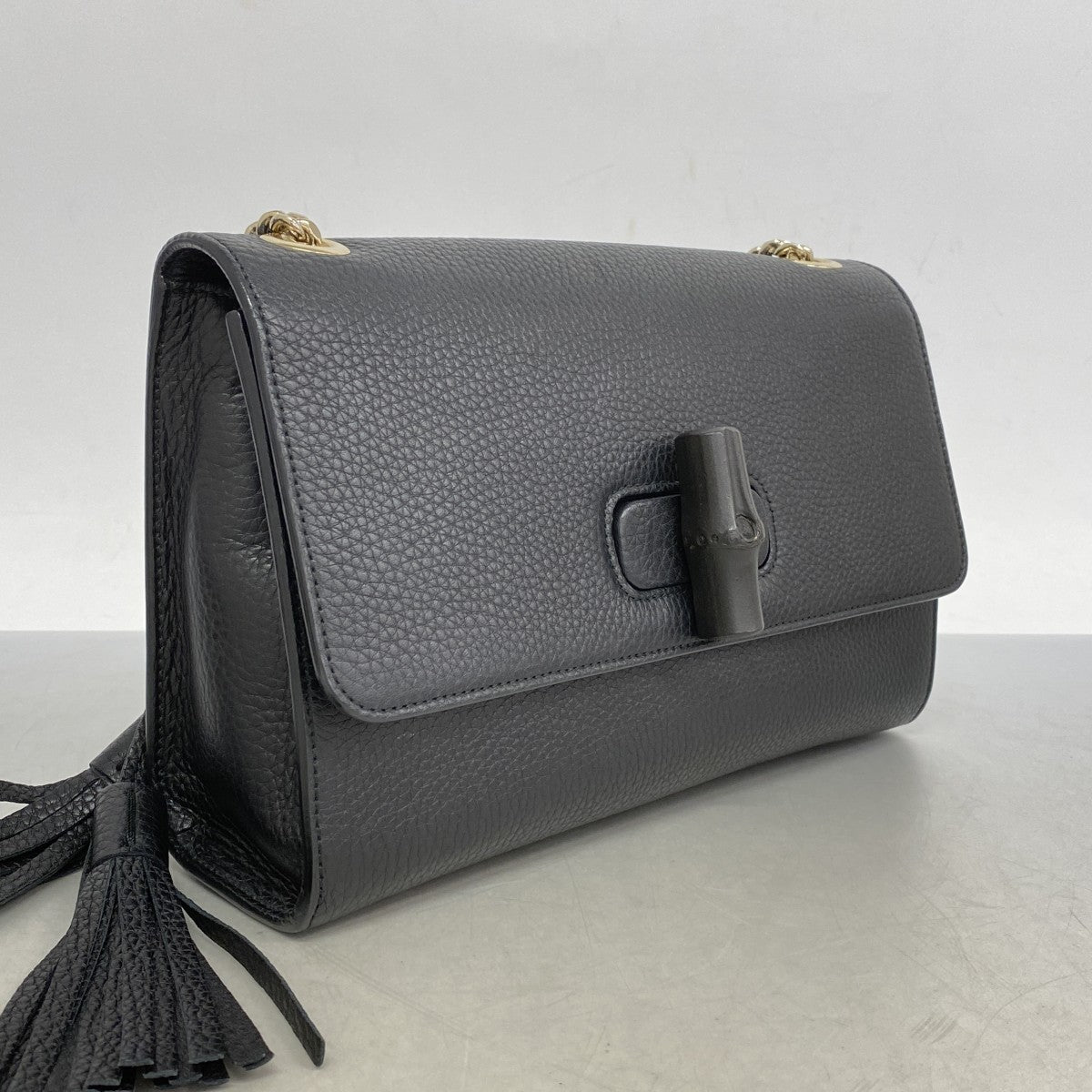 【5he5577-b-h】グッチ ショルダーバッグ バンブー 387611 レザー ブラック シャンパンゴールド金具【中古】レディース