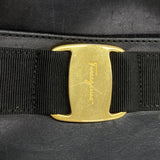 ★SALE【5he5620-h】サルヴァトーレフェラガモ ショルダーバッグ ヴァラ レザー ブラック ゴールド金具【中古】レディース