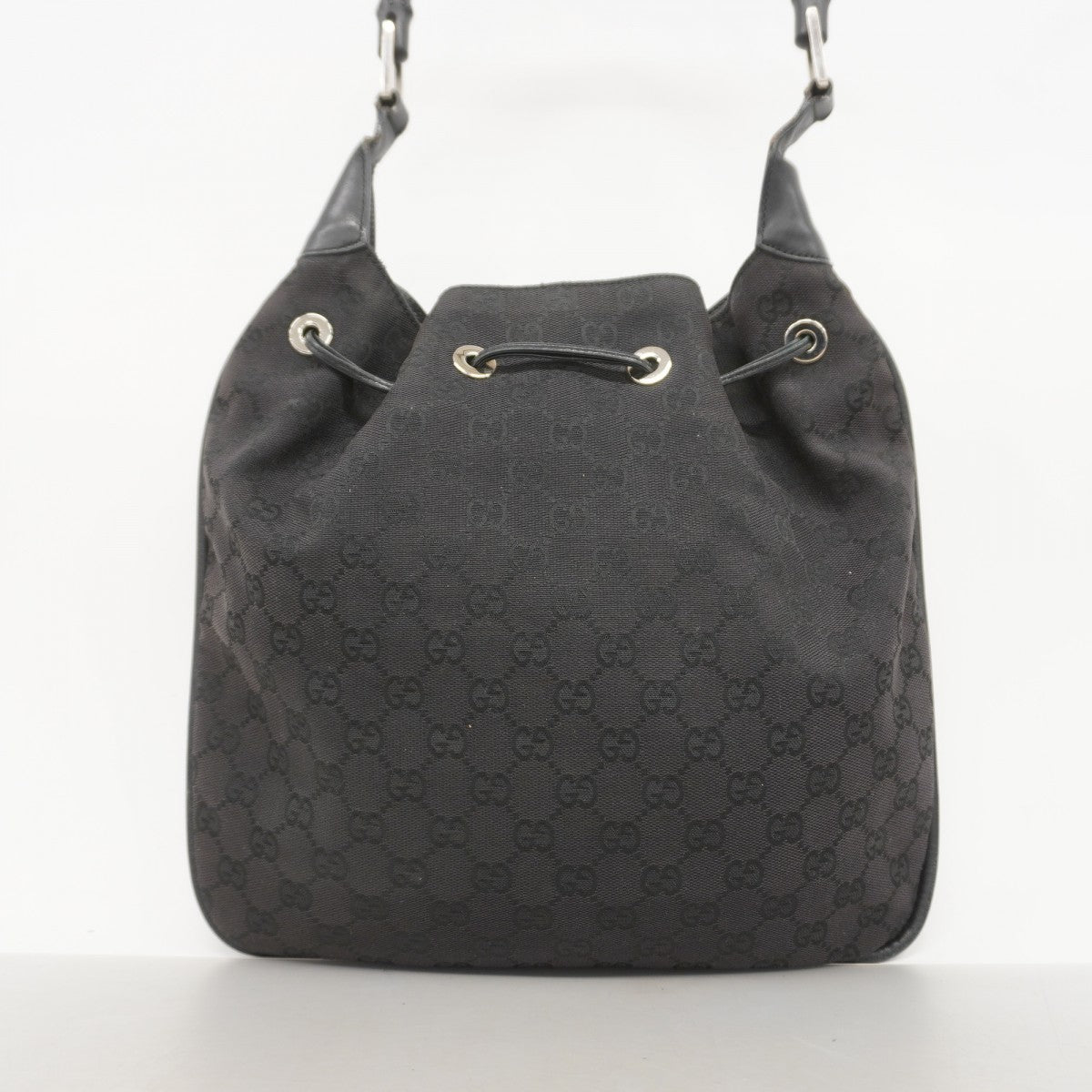 ★SALE【5he5722】グッチ ショルダーバッグ GGキャンバス バンブー 001 4033 キャンバス ブラック シルバー金具【中古】レディース