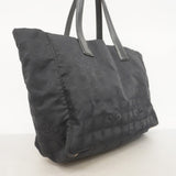 【5ia0375】シャネル トートバッグ ニュートラベル ナイロン ブラック シャンパンゴールド金具【中古】レディース