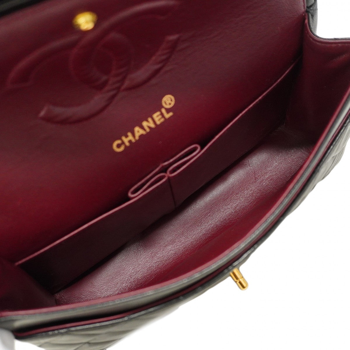 【5ia0634-h】シャネル ショルダーバッグ マトラッセ Wフラップ Wチェーン ラムスキン ブラック ゴールド金具【中古】レディース