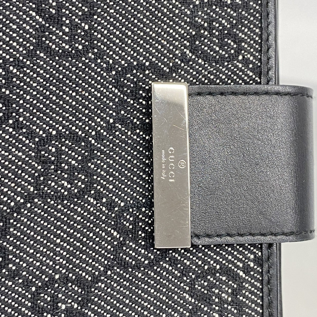 【5ia0746-h】グッチ 手帳カバー 74259 デニム ブラック シルバー金具【中古】レディース