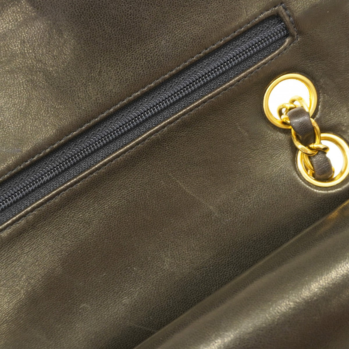【5ia0835-h】シャネル ショルダーバッグ マトラッセ Wフラップ Wチェーン ラムスキン ブラック ゴールド金具【中古】レディース