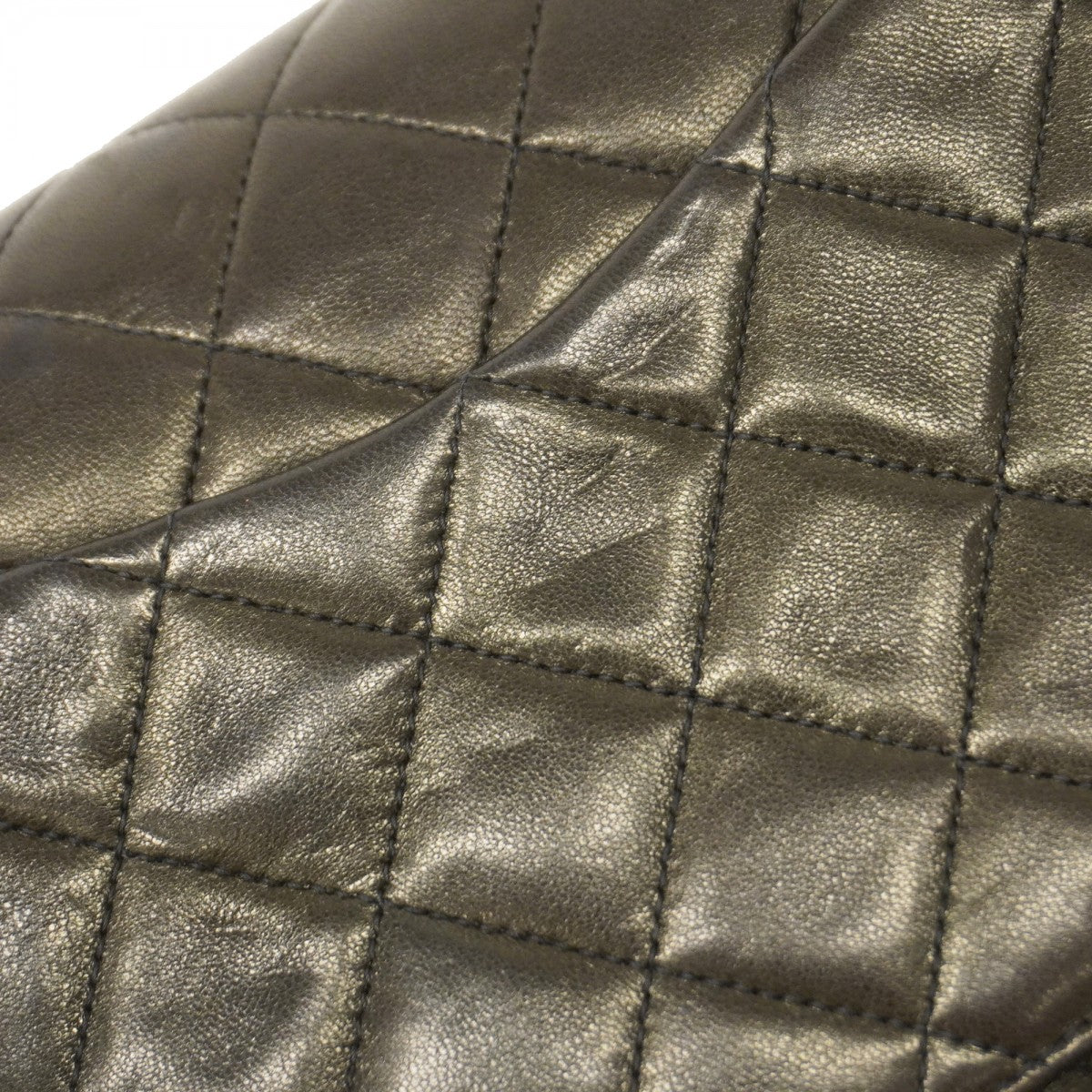 【5ia0835-h】シャネル ショルダーバッグ マトラッセ Wフラップ Wチェーン ラムスキン ブラック ゴールド金具【中古】レディース