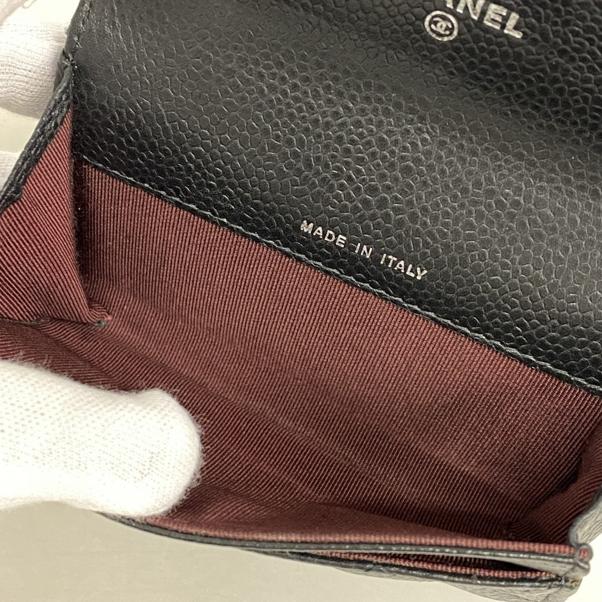 【5ia0913-h】シャネル カードケース マトラッセ キャビアスキン ブラック シルバー金具【中古】レディース