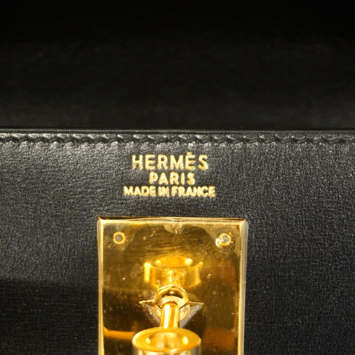 【5ib1497-h】エルメス ハンドバッグ ケリー32 ボックスカーフ ブラック ゴールド金具 〇A刻印【中古】レディース