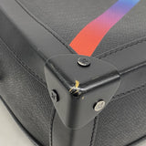 【5ib2363】ルイヴィトン ショルダーバッグ タイガ ソフトトランク M30341 ノワール/レインボー【中古】メンズ
