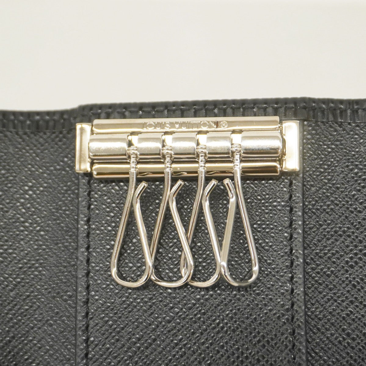 【5ic2728-h】ルイヴィトン キーケース エピ ミュルティクレ4 M63822 ノワール【中古】メンズ