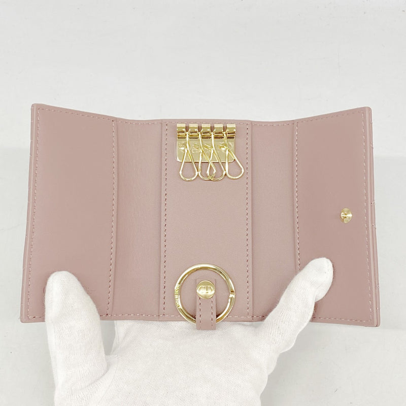 【5ic2770】クリスチャンディオール キーケース カナージュ レザー ダークピンク シャンパンゴールド金具【中古】レディース