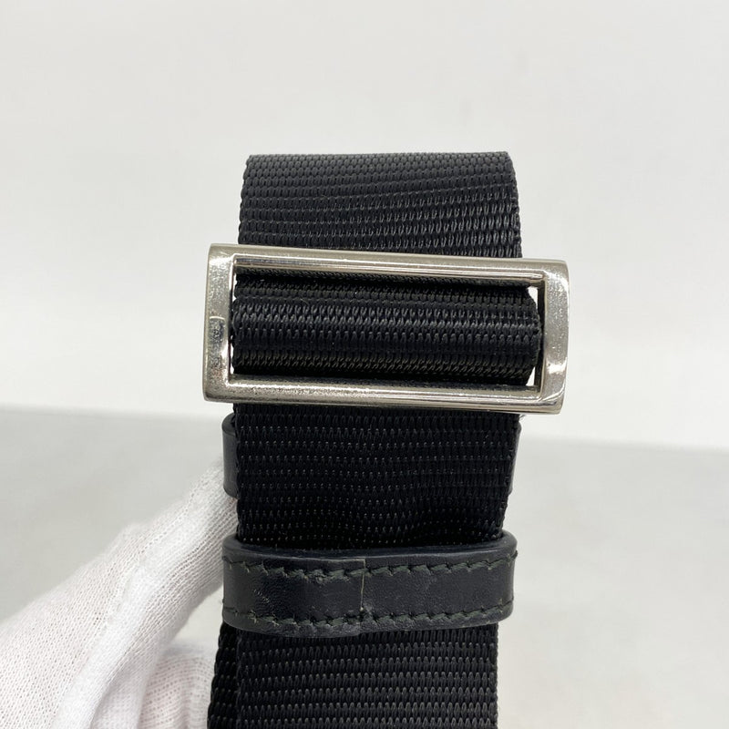 【5ic2813】プラダ ショルダーバッグ ナイロン ブラック シルバー金具【中古】レディース