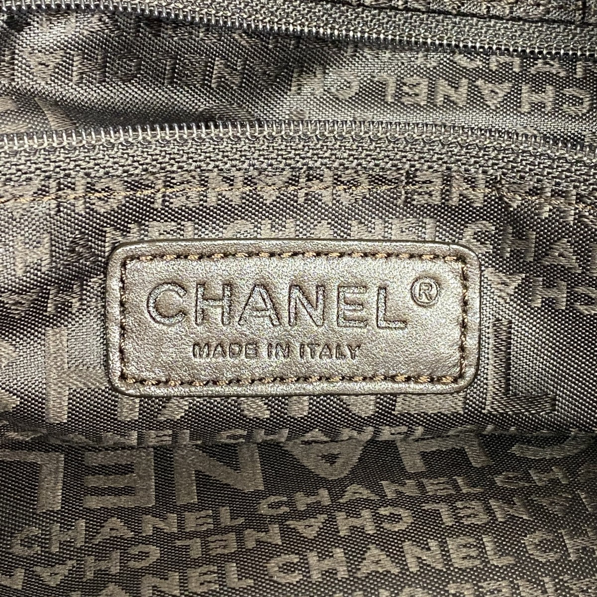 【5ic2837】シャネル ショルダーバッグ カメリア チェーンショルダー スウェード ブラウン シルバー金具【中古】レディース
