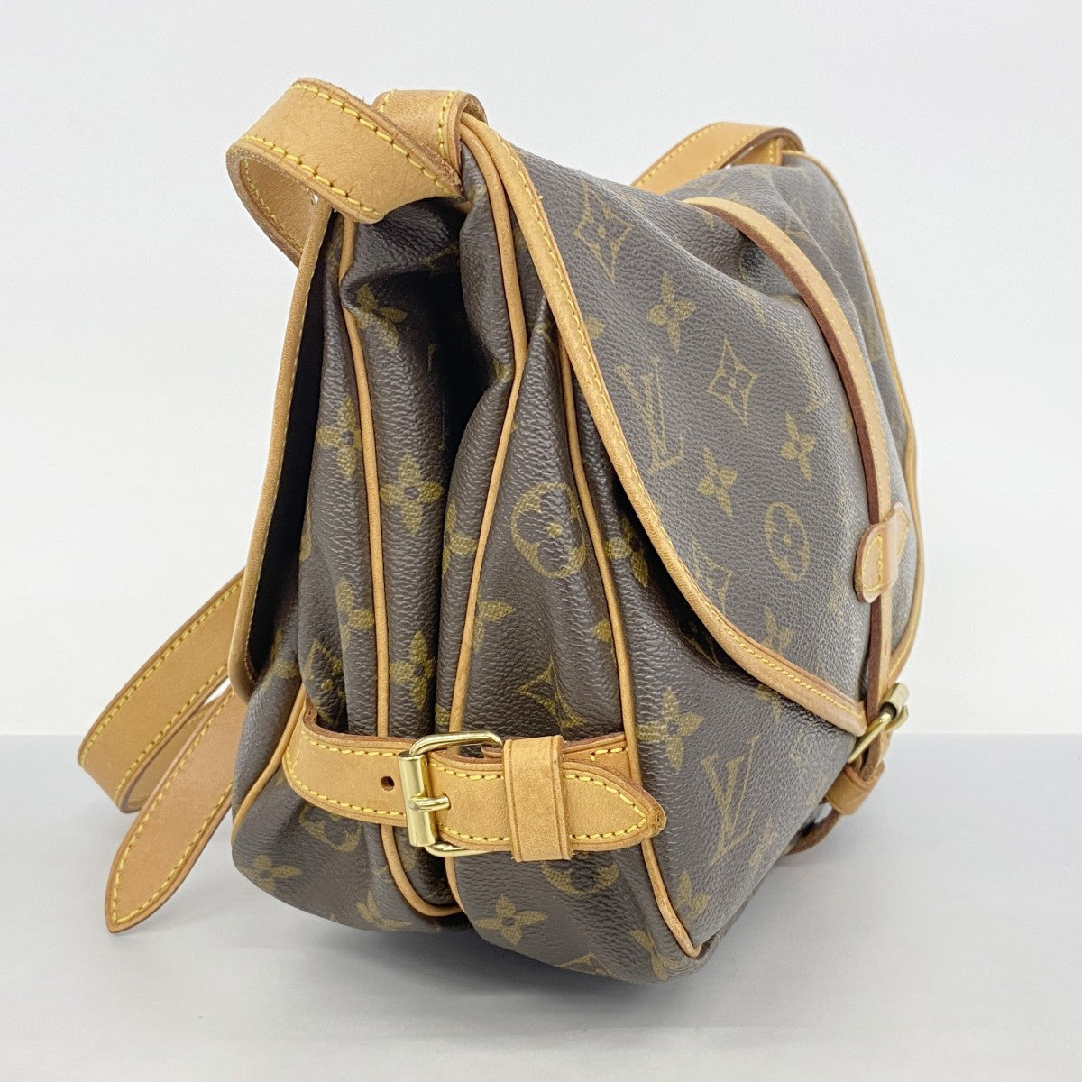 LOUIS VUITTON ルイヴィトン モノグラム ソミュール30 ショルダー ルイ・ヴィトン LOUIS VUITTON ソミュール30 M42256 モノグラム