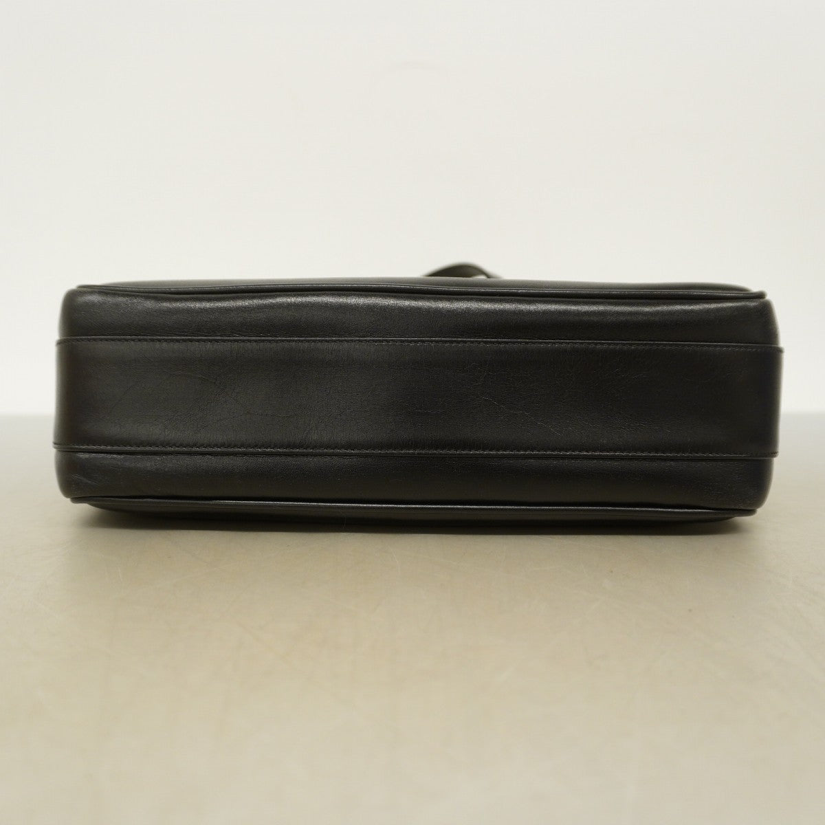 【5ic3627】グッチ ショルダーバッグ 001 110 0516 レザー ブラック ゴールド金具【中古】レディース