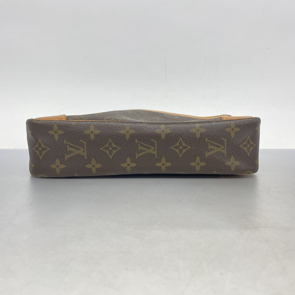 Louis Vuitton モノグラムクラッチバッグ ルイヴィトン モノグラムクラッチバッグ - メルカリ