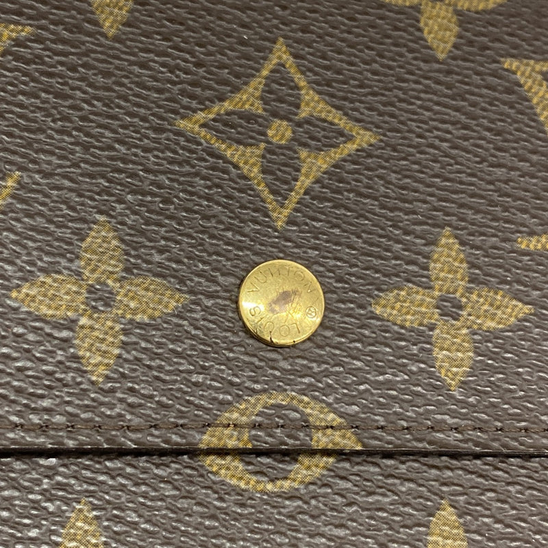 美品 ルイヴィトン スーツ ストライプ 段返り3つボタン 48 L Louis Vuitton 新作の【ジャケット】スーツ シングル ストライプ