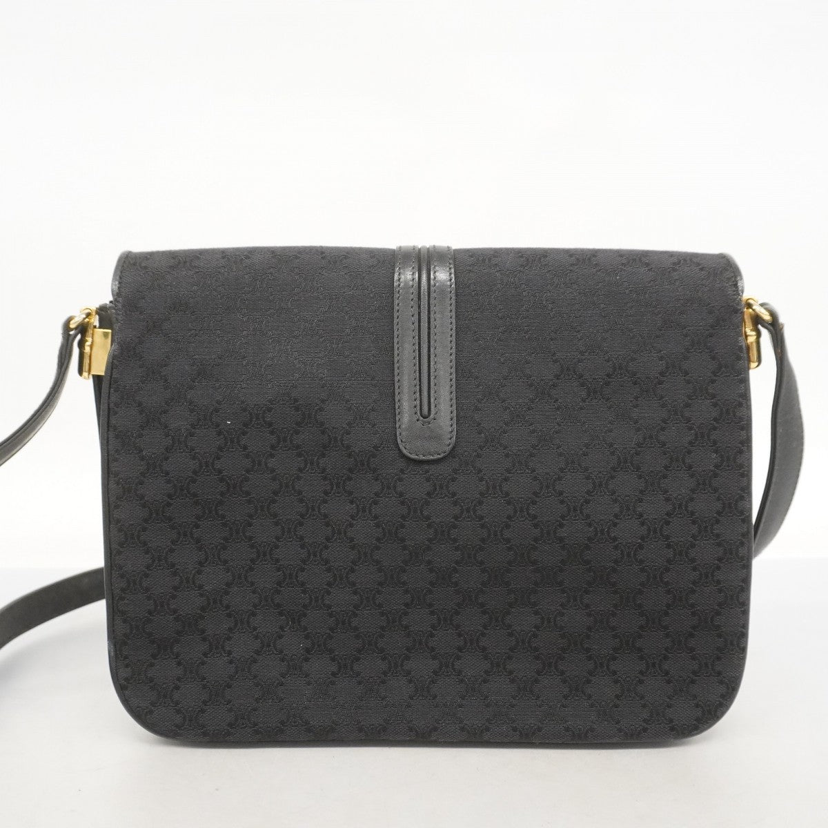 【5id4364】セリーヌ ショルダーバッグ マカダム キャンバス ブラック ゴールド金具【中古】レディース