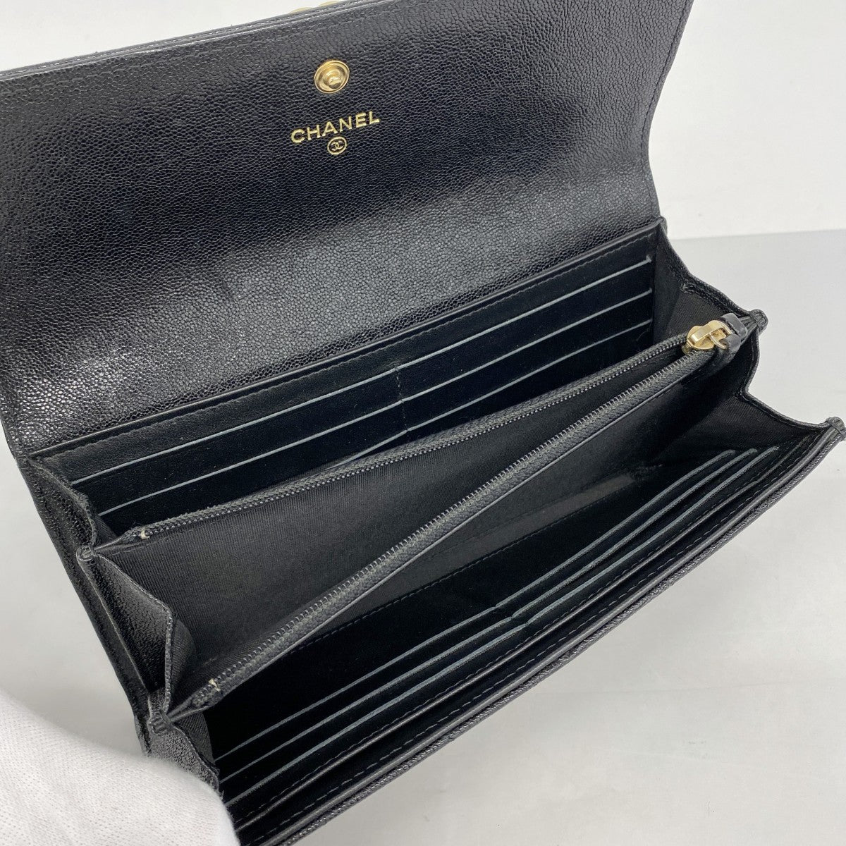 美品　シャネル　キャビアスキン　ボーイシャネル　長財布　ブラック CHANEL シャネル 長財布 フラップウォレット ボーイシャネル