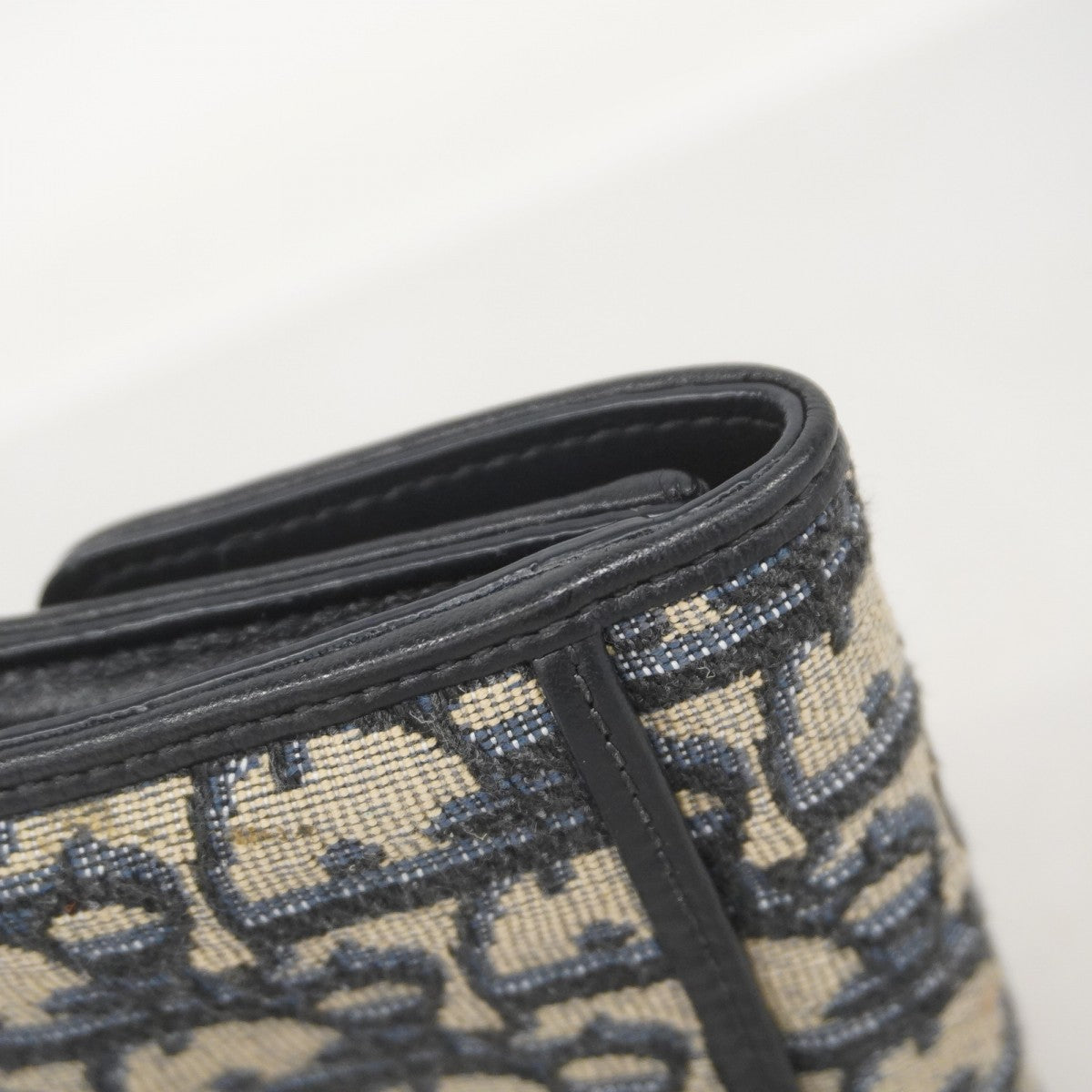 ★SALE【5id5033】クリスチャンディオール 三つ折り財布 トロッター キャンバス ネイビー ゴールド金具【中古】レディース