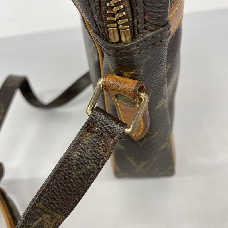 ルイ ヴィトン モノグラム ダヌーブショルダーバッグ M45266 シリアル不明 ルイ・ヴィトン(LOUIS VUITTON)ルイヴィトン モノグラム