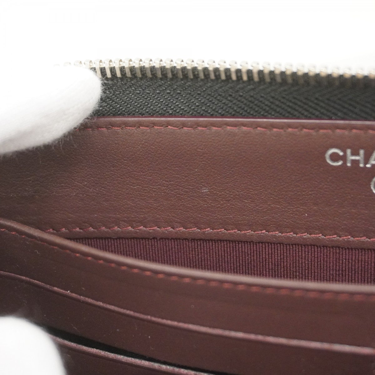 【5ie5971-h】シャネル 長財布 Vステッチ キャビアスキン ブラック シルバー金具【中古】レディース