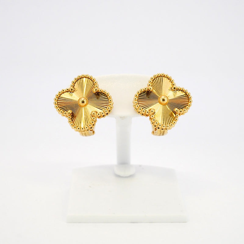 ★SALE【5jgb0618】ヴァンクリーフ＆アーペル ピアス ヴィンテージ アルハンブラ ギヨシェ K18YG イエローゴールド【中古】レディース