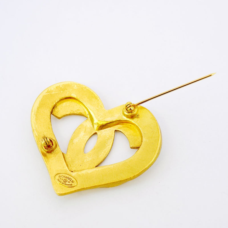 N2337 超美品!! シャネル ココマーク ハート ブローチ N2337 超美品!! シャネル ココマーク ハート ブローチ - メルカリ