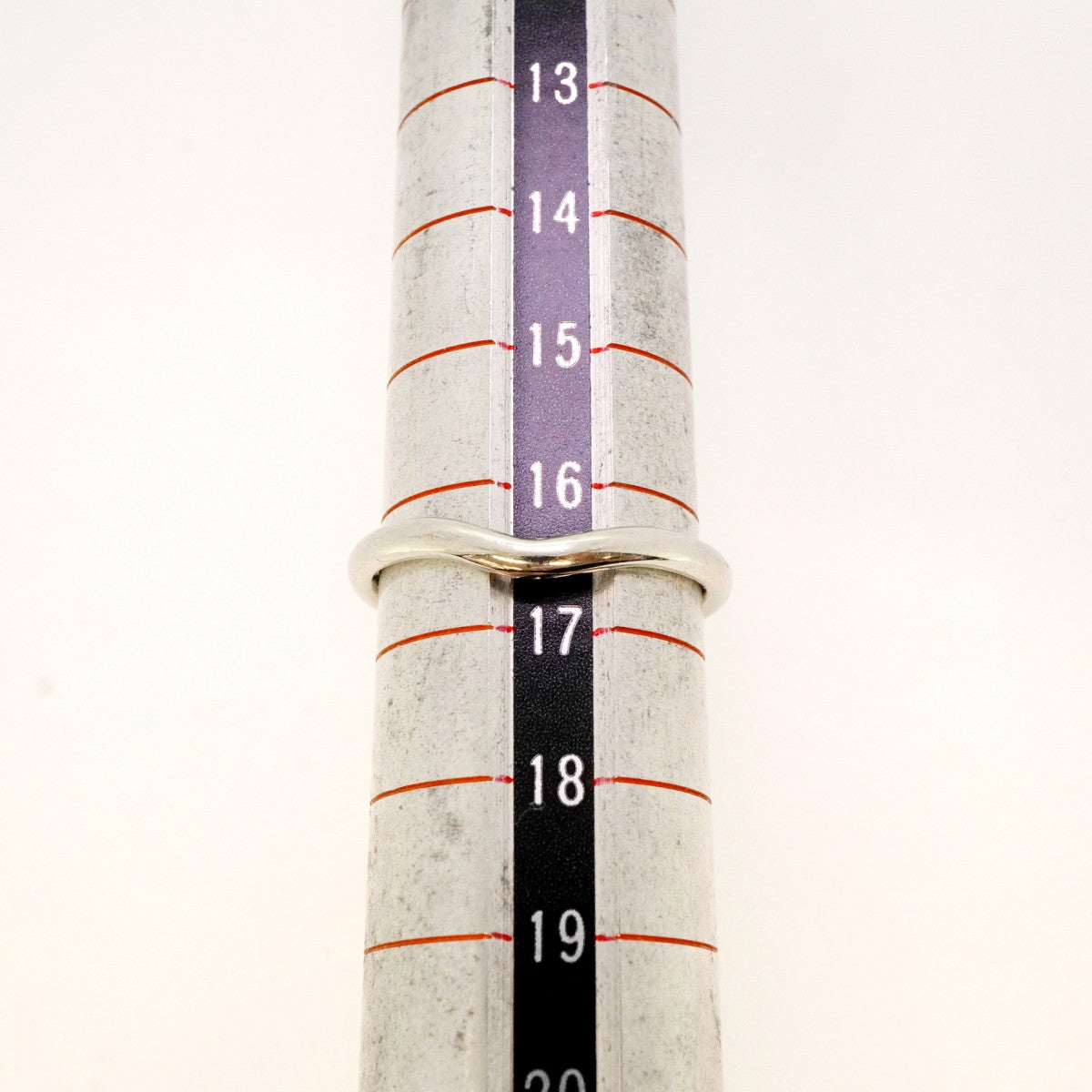 5job0696】ティファニー リング カーブドバンド Pt950 プラチナ 16.5号