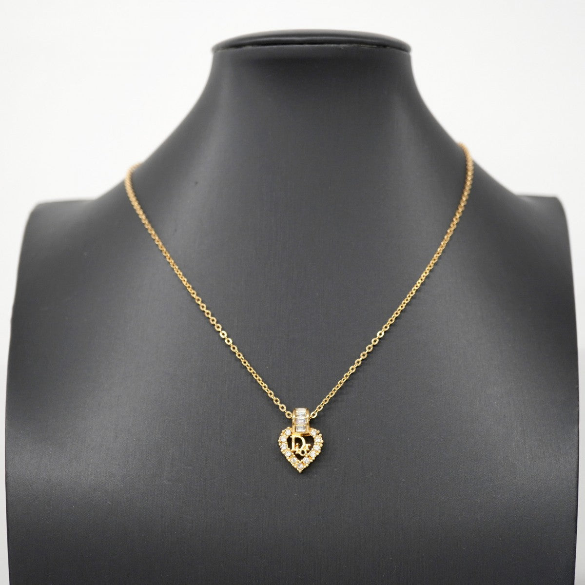 Dior ゴールドメッキ パール付きネックレス Dior ゴールド ネックレス パール付き Dior ゴールドメッキ ネックレス