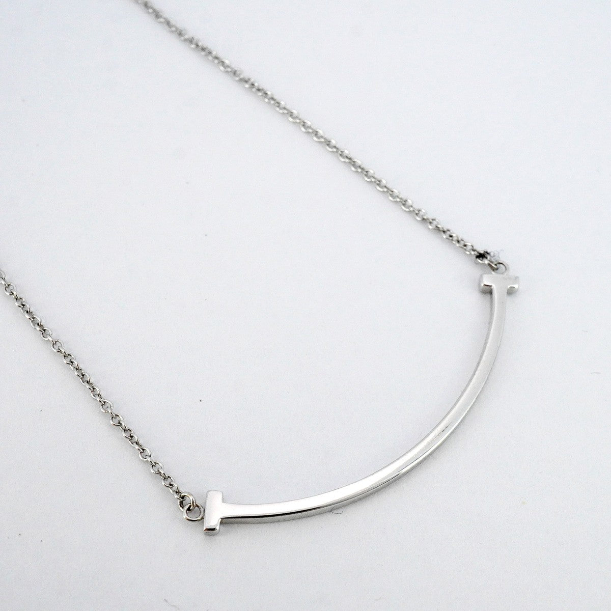 5jpb0426】ティファニー ネックレス Tスマイル スモール K18WG