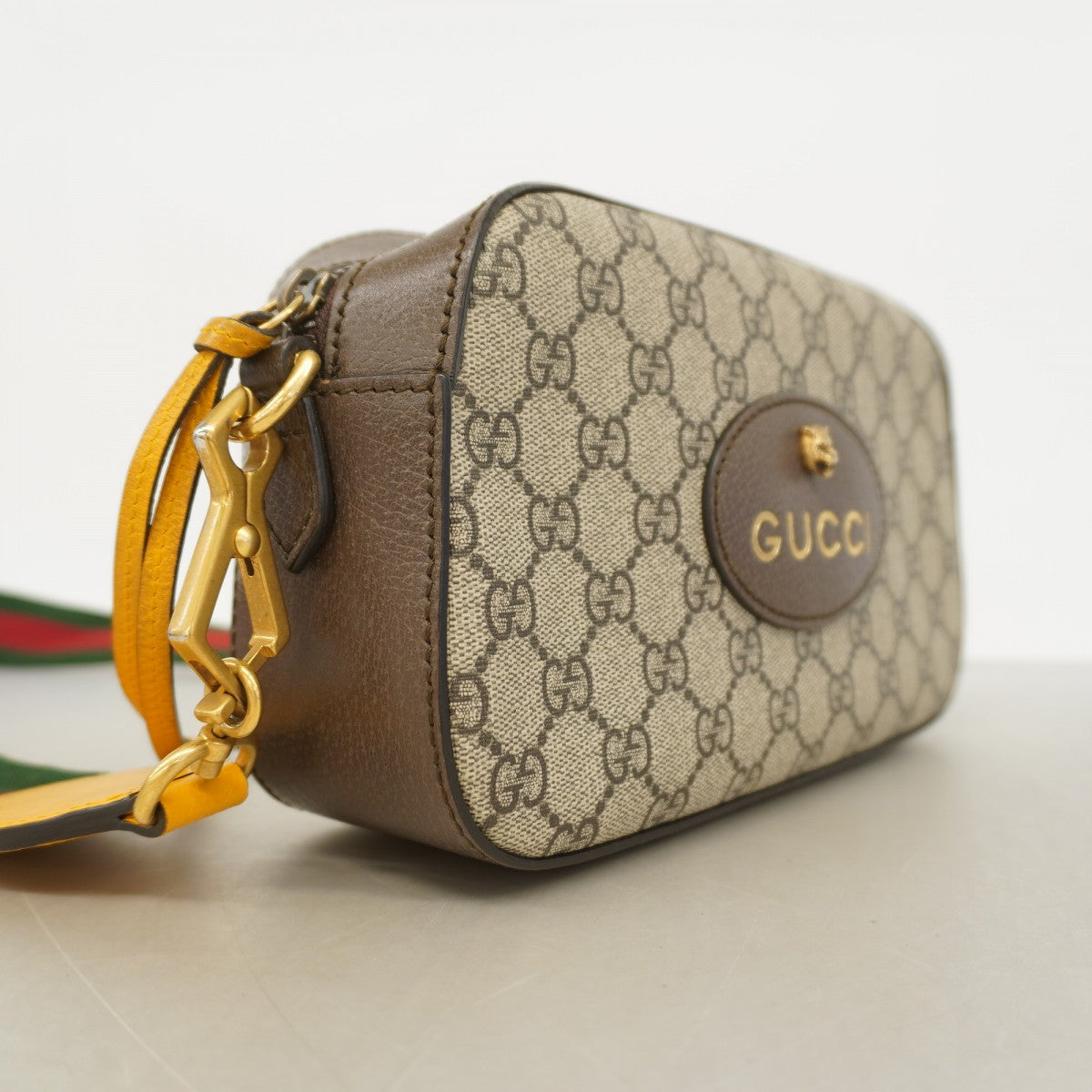 GUCCI グッチ　GGシュプリーム　ショルダーバッグ　シェリーライン GUCCI グッチ ショルダーバッグ GGスプリーム シェリーライン