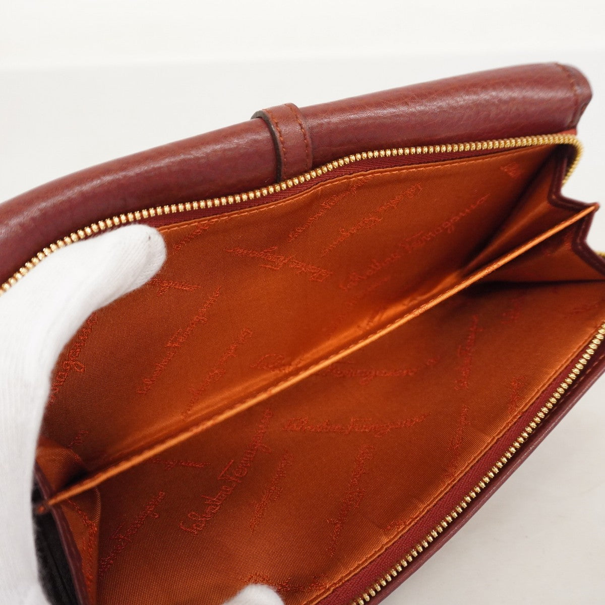 ★在庫処分★SALE【5ma0331-h】サルヴァトーレフェラガモ 長財布 ガンチーニ レザー ブラウン ゴールド金具【中古】レディース