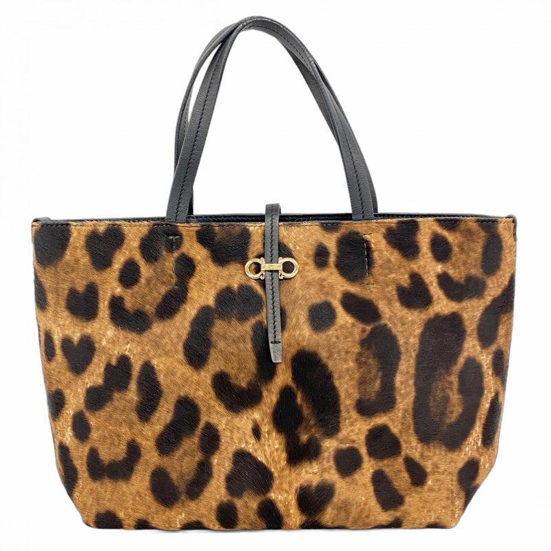 フェラガモ ハート型 レオパード柄 ケース ガンチーニ 4ee2ae138e2b60fd35b8c0509ff25f