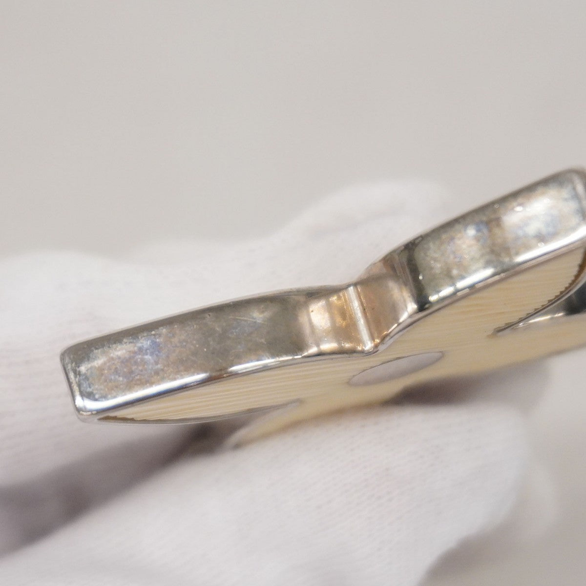 ルイヴィトン M65085 ビジューサック チャーム ホワイト イヴォワール 楽天市場】【中古】 ルイヴィトン LOUIS VUITTON ビジューサック