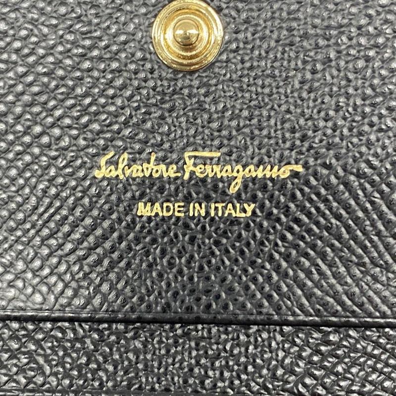 【5mb2081-h】サルヴァトーレフェラガモ 財布 ヴァラ レザー ブラック ゴールド金具【中古】レディース