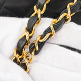 【5mc2555】シャネル ショルダーバッグ マトラッセ Wフラップ Wチェーン ラムスキン ブラック ゴールド金具【中古】レディース