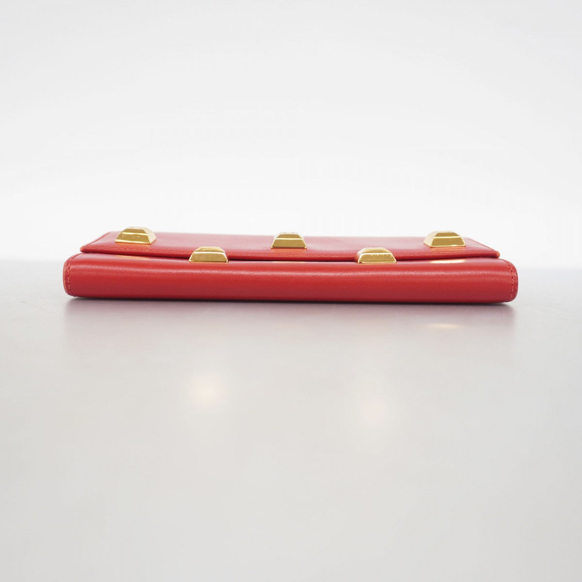 【5me5543】サルヴァトーレフェラガモ 長財布 ガンチーニ レザー レッド ゴールド金具【中古】レディース