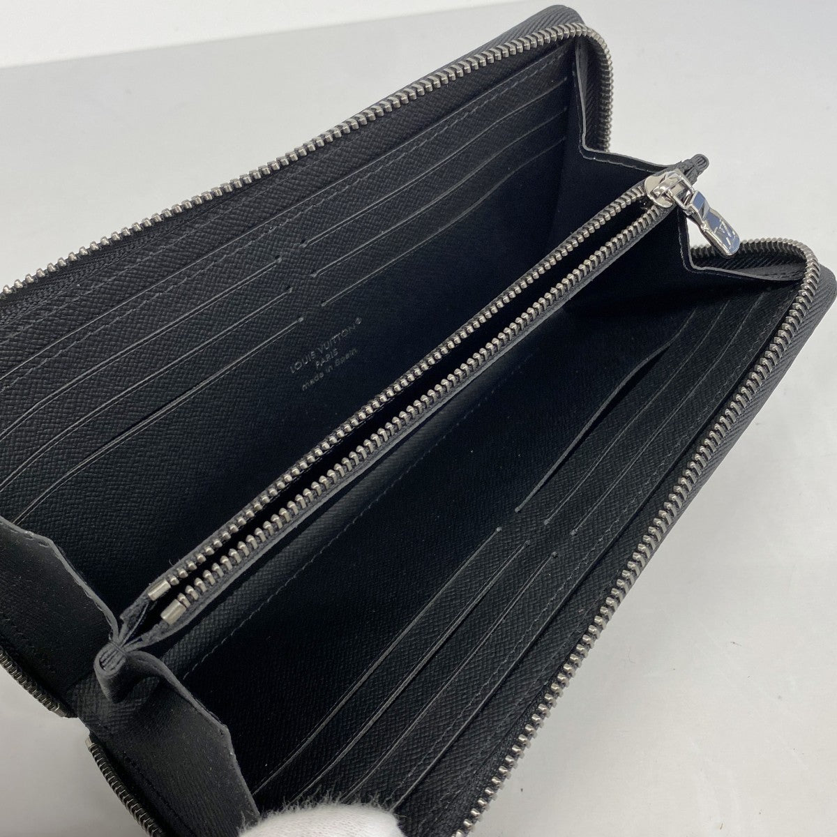【5me5677】ルイヴィトン 長財布 モノグラム・エクリプス ジッピーウォレットホリゾンタル M11611 ブラック【中古】メンズ