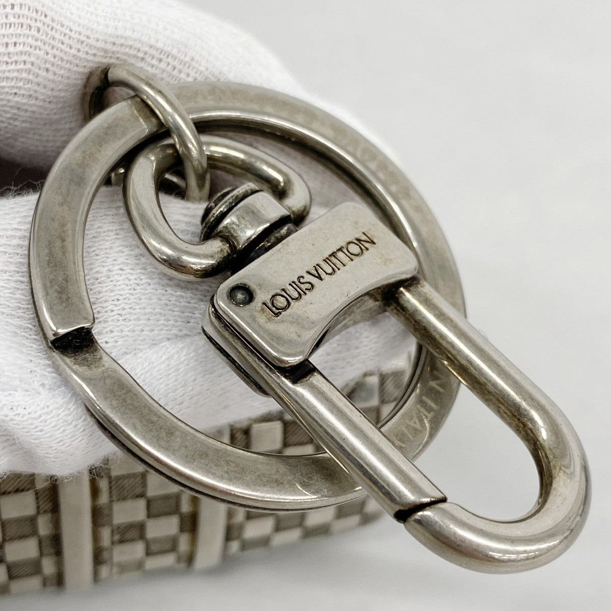 【5me5706】ルイヴィトン キーホルダー ダミエ ザ キーポル チャーム M00023 シルバー【中古】メンズ レディース ユニセックス