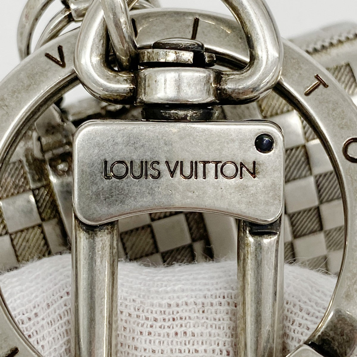 【5me5706】ルイヴィトン キーホルダー ダミエ ザ キーポル チャーム M00023 シルバー【中古】メンズ レディース ユニセックス