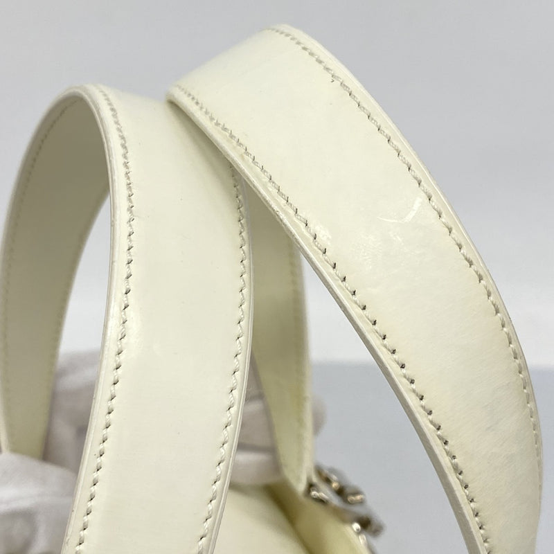 【5me5710】サルヴァトーレフェラガモ ハンドバッグ ガンチーニ レザー ホワイト シルバー金具 2wayバッグ【中古】レディース