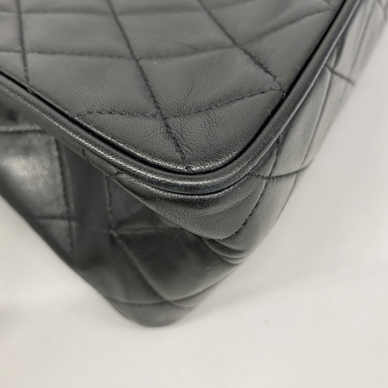 【5me5723-h】シャネル ショルダーバッグ マトラッセ ラムスキン ブラック ゴールド金具【中古】レディース